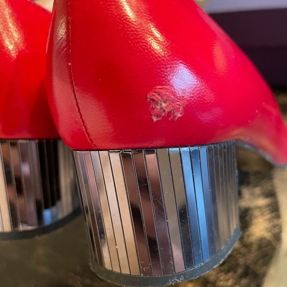 Stuart Weitzman vintage red pumps size 7B - Picture 10 of 10